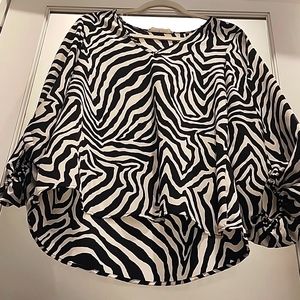 Zebra Boutique Vine and Love Blouse with lantern sleeves